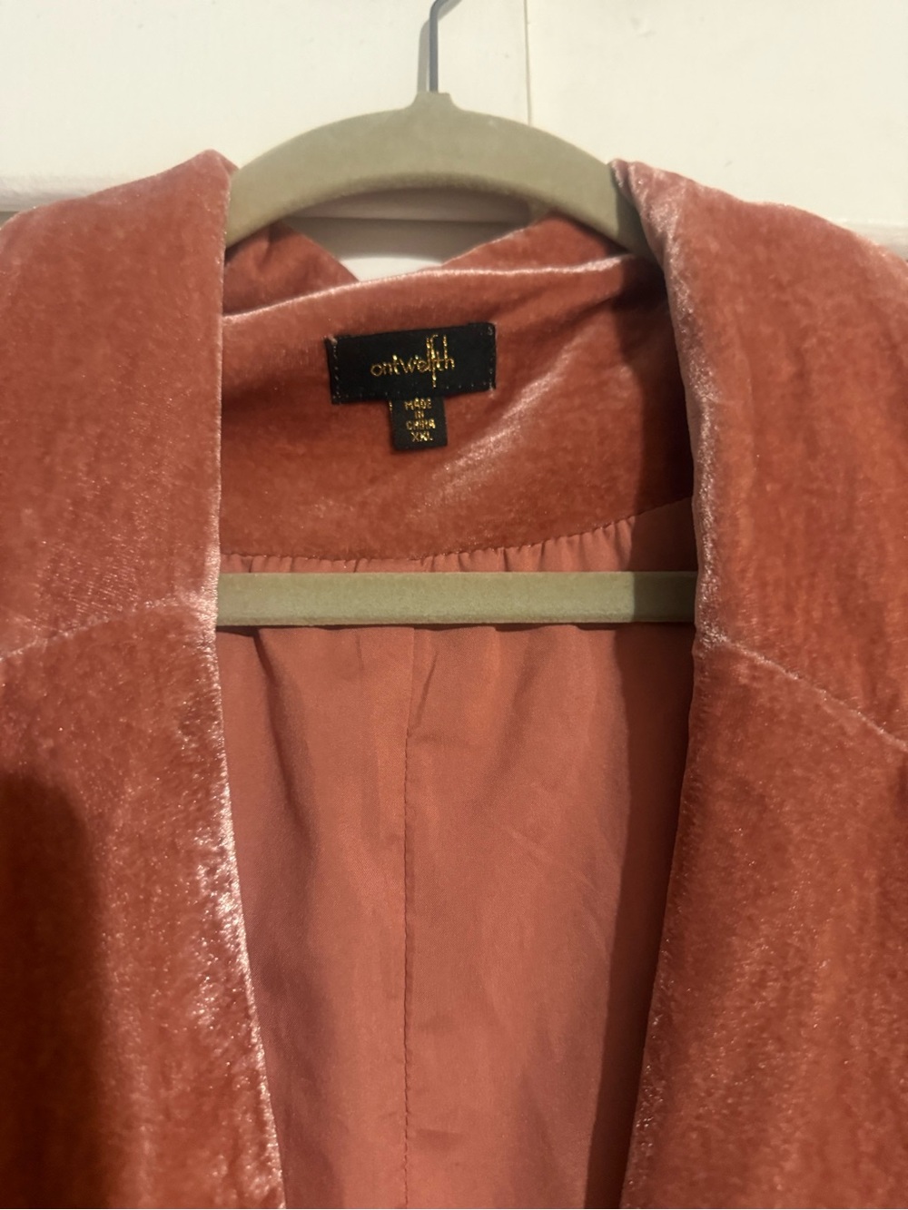 Velvet Blazer Jacket in Dusty Rose - Women's Tailored Coat - Picture 4 of 5